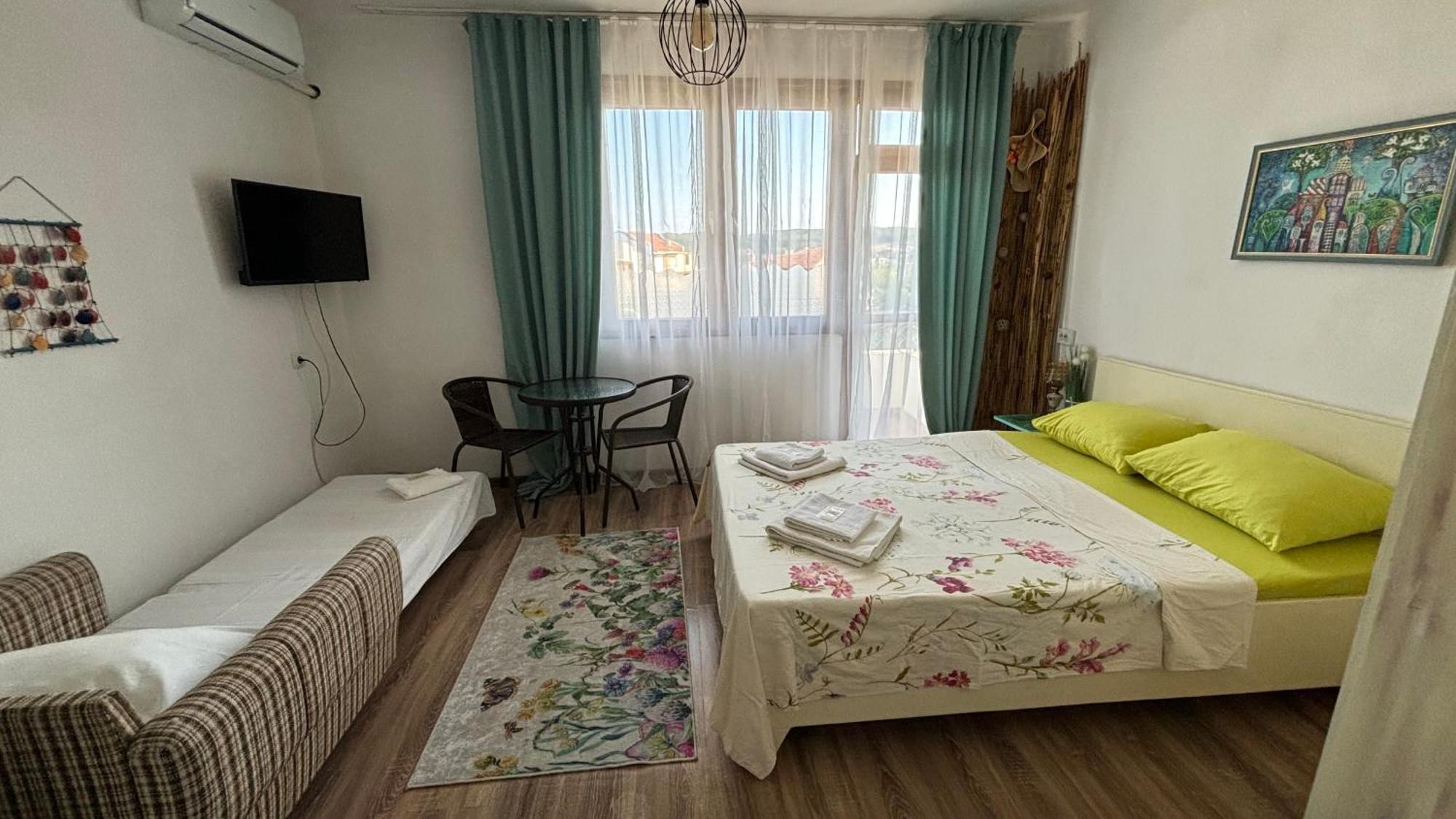 Guest House Hei Taka Sozopol Bagian luar foto